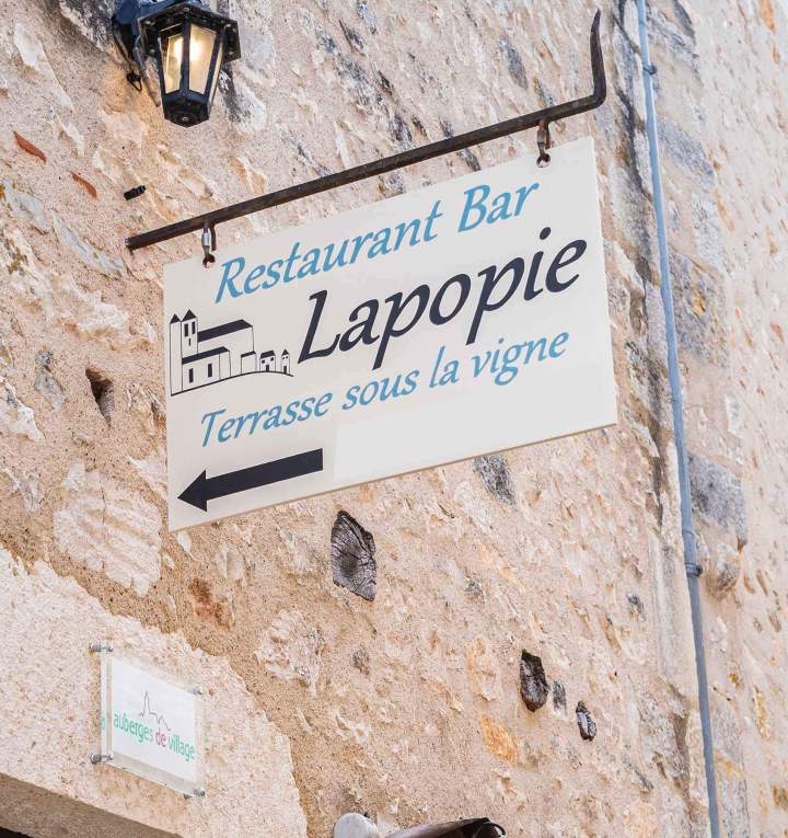 Enseigne Saint-Cirq-Lapopie